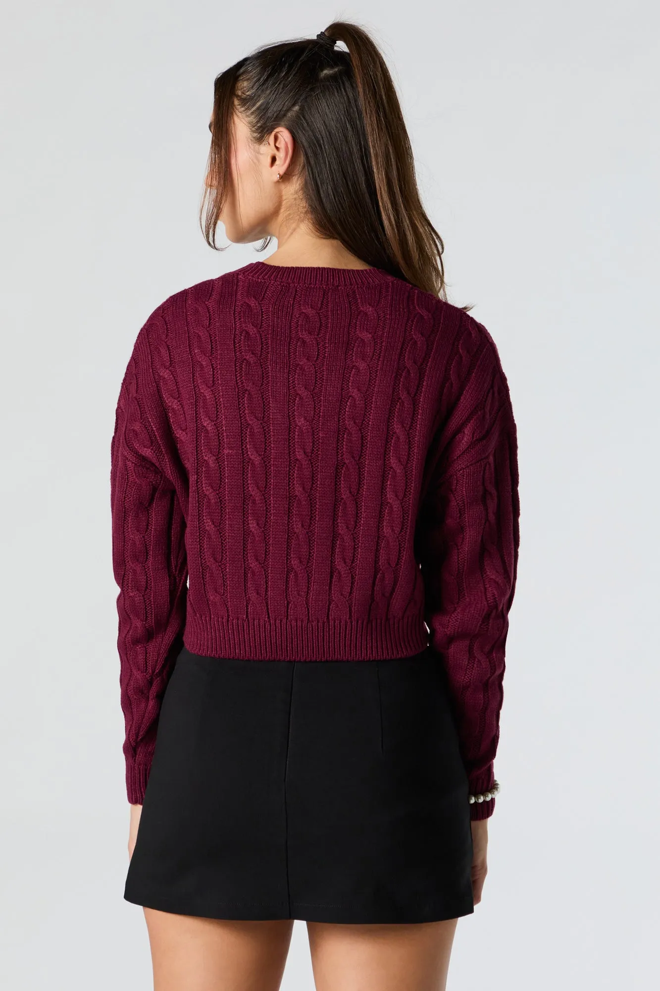 Cable Knit V-Neck Cropped Sweater