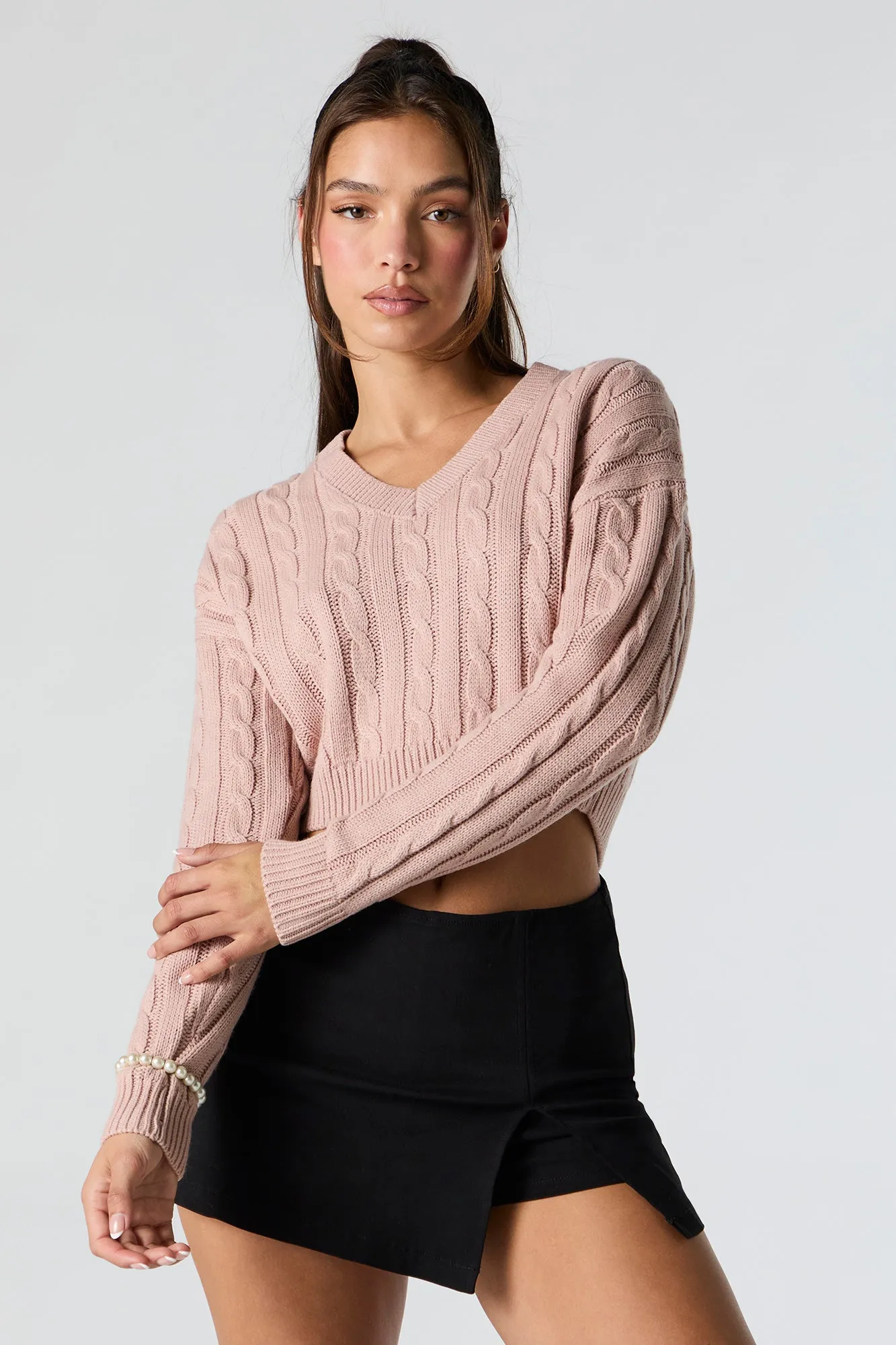 Cable Knit V-Neck Cropped Sweater