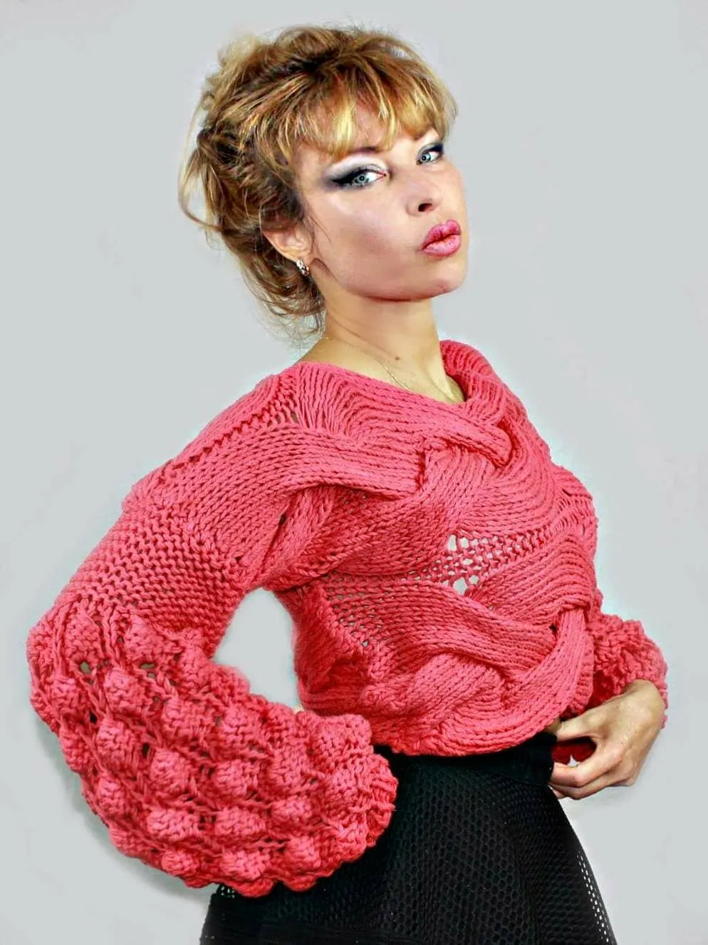 Coral Cotton Cropped Bubble Sleeve Sweater with cables