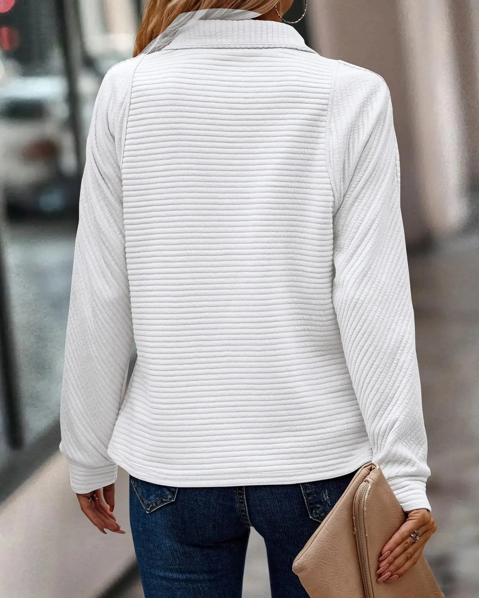 Elegant V-neck sweater for women