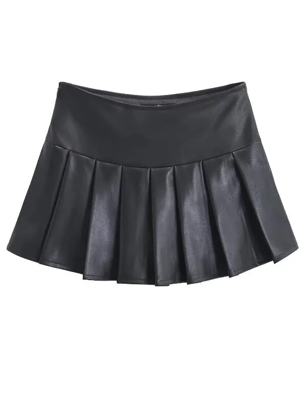 Hot girl leather pleated skirt