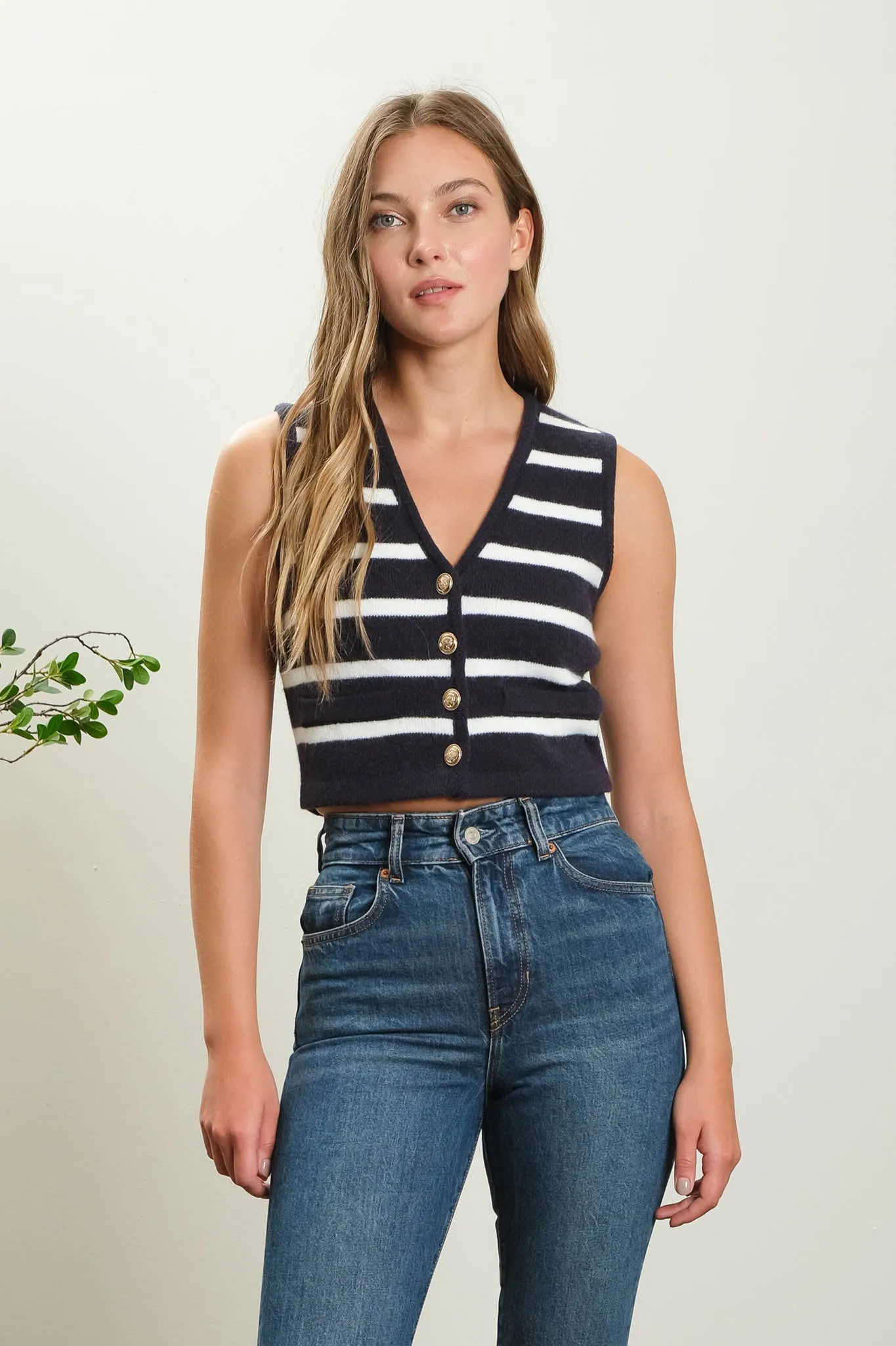 STRIPE BUTTON DOWN SLEEVELESS CROP KNIT CARDIGAN